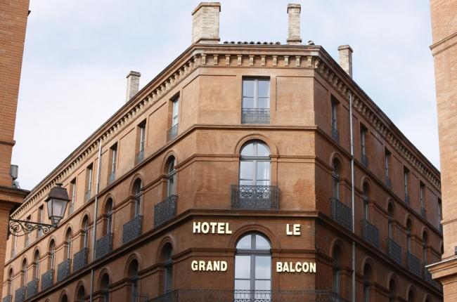 Le Grand Balcon Hotel – Exterior