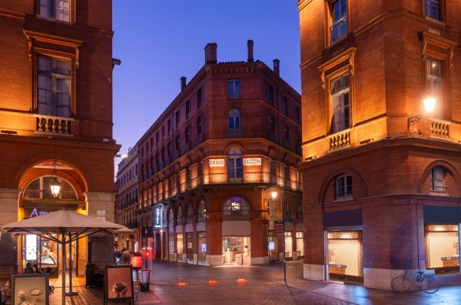 Le Grand Balcon Hotel – Exterior